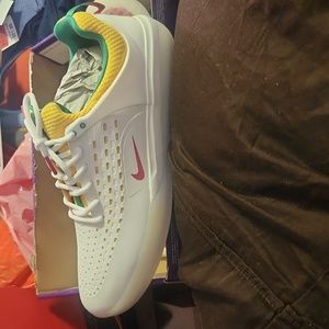 Nike SB Zoom Nyjah 3 PRM